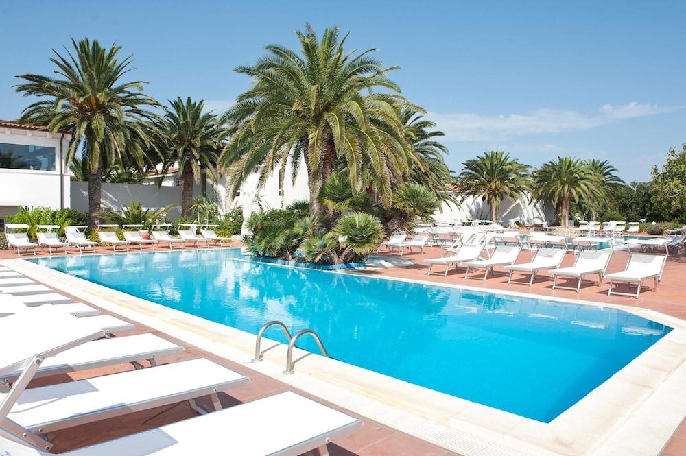 Ostuni A Mare Hotel Exterior foto