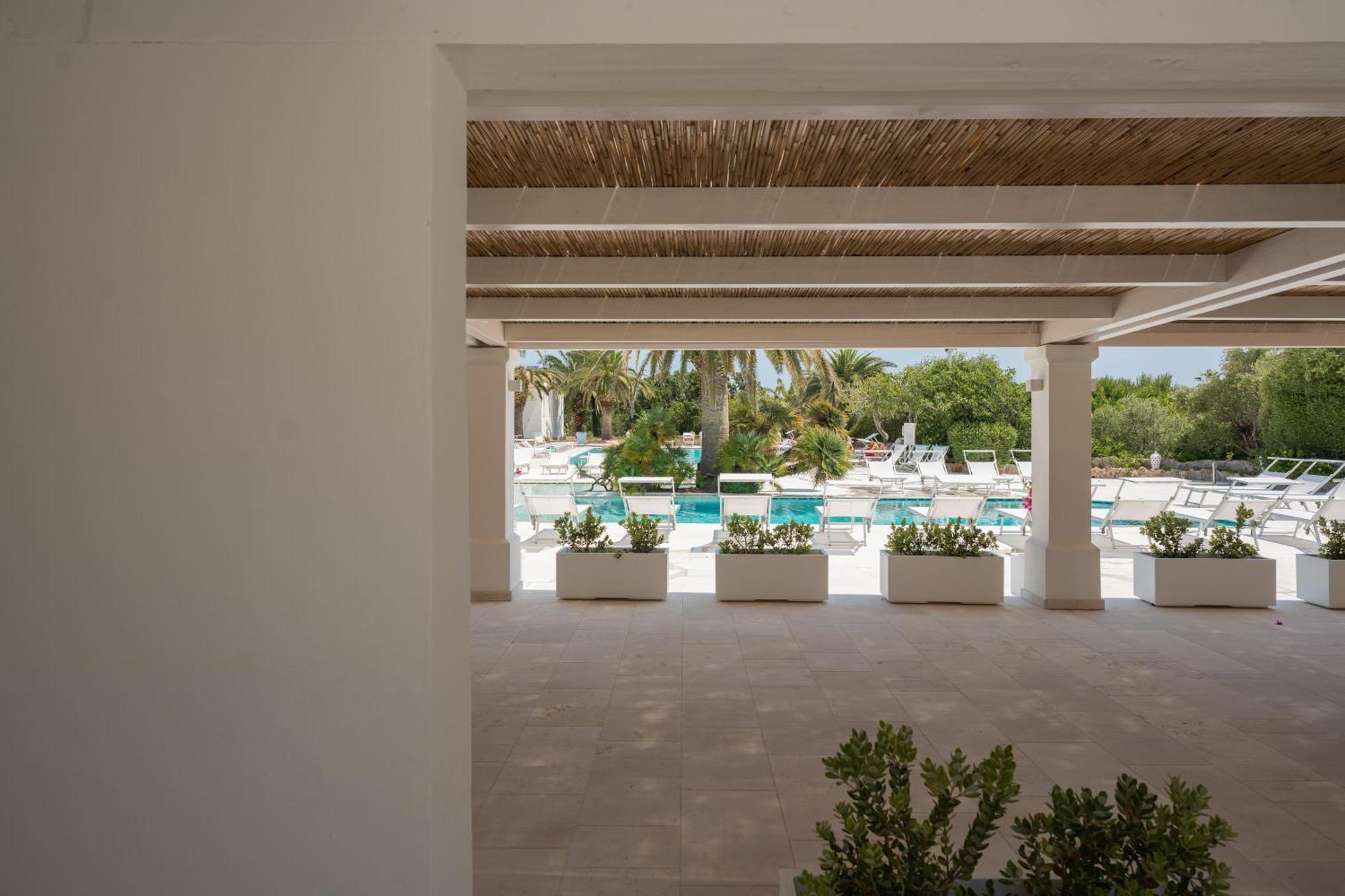 Ostuni A Mare Hotel Exterior foto